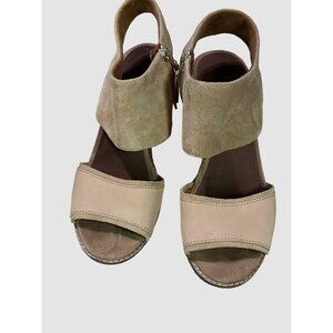 Toms Majorca Suede Block Sandals Honey‎ Oiled Nubuck Women's Size 10